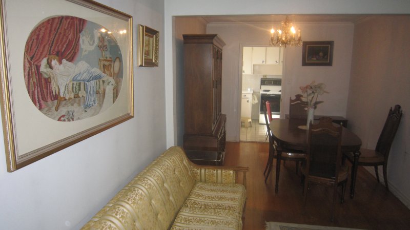 44 REGINA AVE  ASKED: $649,000 SOLD **660,000