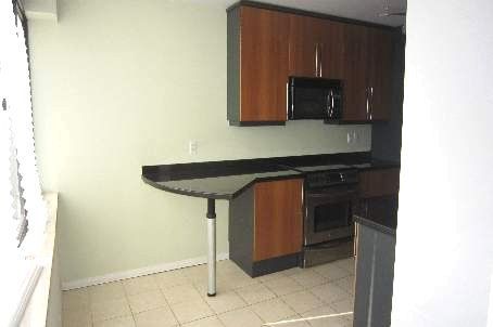 S O L D ***3000 BATHURST ST. APT. 1210