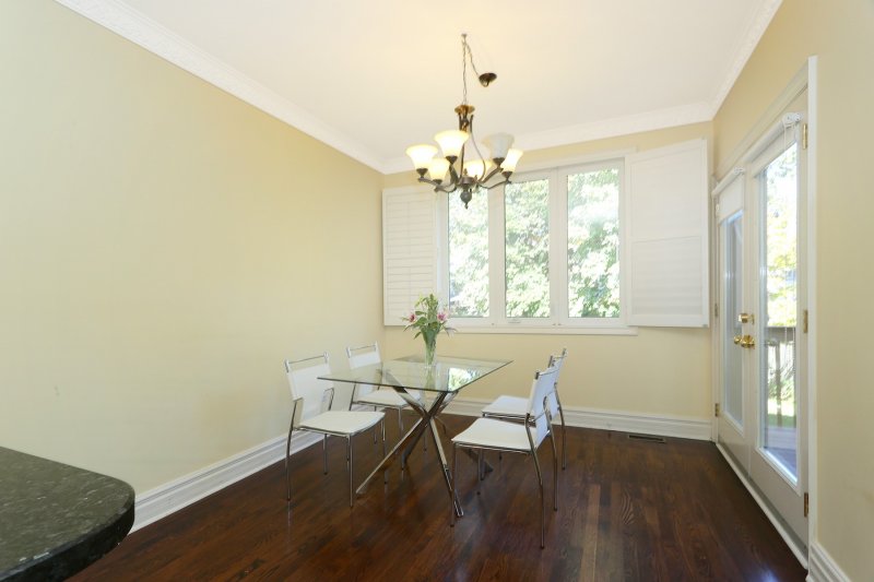 SOLD***518 Coldstream Ave asking  $1,850,000