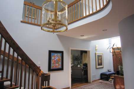 ***SOLD***   115 LAURELCREST AVE -A BEAUTY