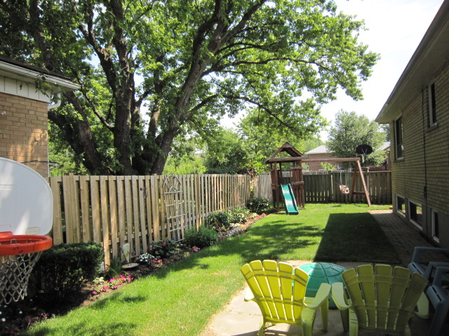 *SOLD* 128 YORK DOWNS DR. 100%*$649,900