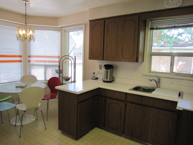 *SOLD* 128 YORK DOWNS DR. 100%*$649,900