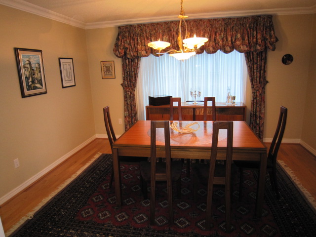 SOLD**7 JOEL SWIRSKY BLVD OFFERED AT $949,900