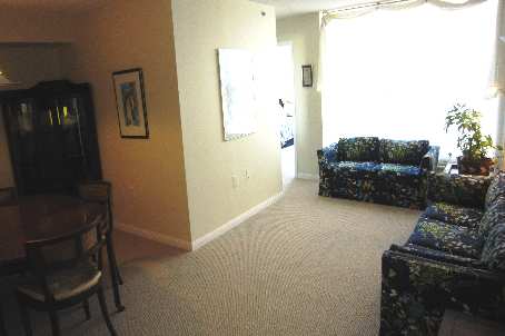 SOLD***2 NEPTUNE DR, #811* ** $239,000